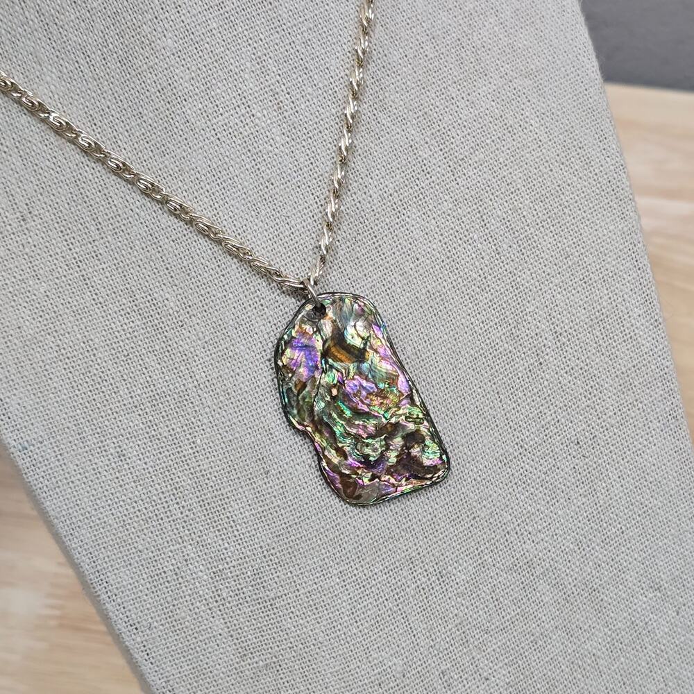 Pink Green Abalone Mother of Pearl Shell Pendant 24" Chain Necklace Beachcore